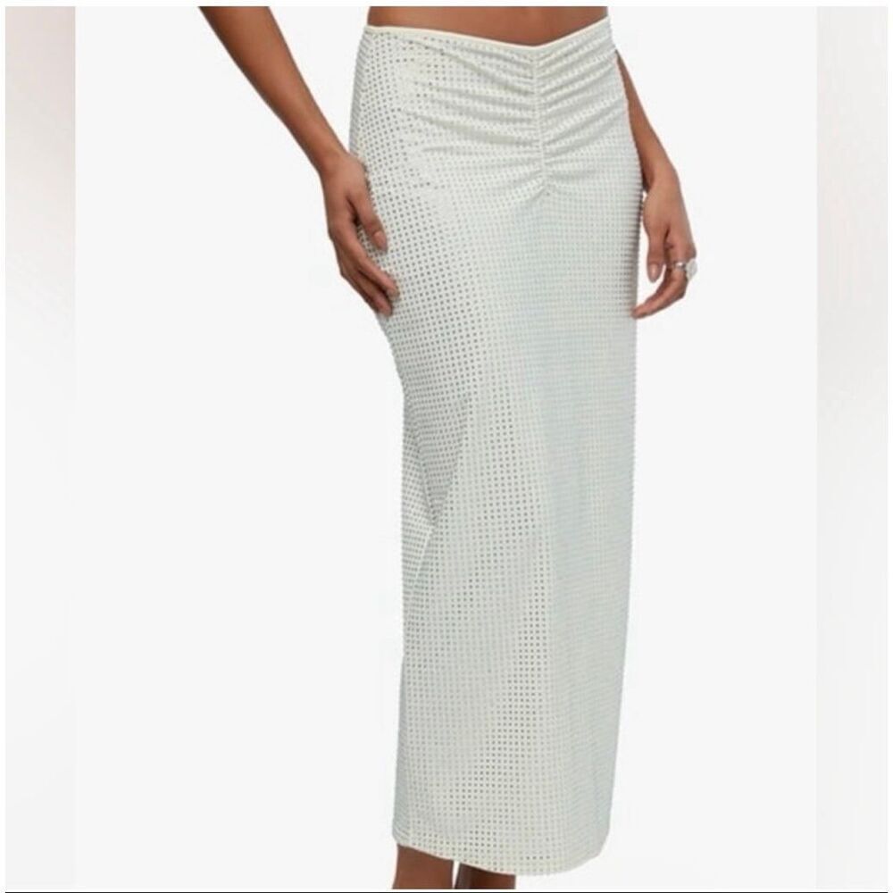 🌸 WeWoreWhat White Crystal MIDI Skirt Size Small New